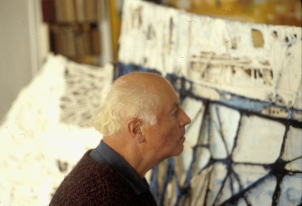 1981 Théo Kerg dans son atelier à Paris