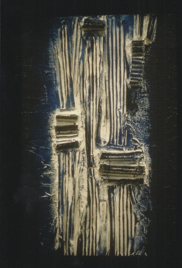 1959 Titre inconnu, oeuvre tactiliste sur toile exposée en novembre 1959 à la Galerie Bellechasse à Paris – photo Raymond Schaack