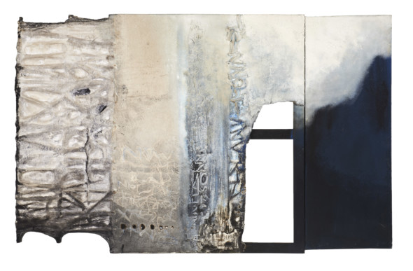 1979 L’écho du silence, 1969-1979, œuvre tactiliste sur toile avec arrachage de la toile, 157 x 100 cm, oeuvre exposée au Cercle-Citée en 2013-2014